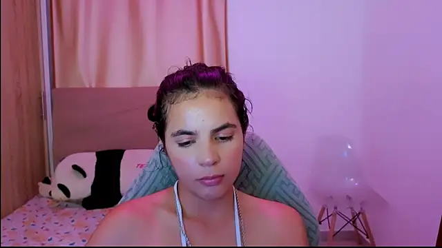  elenna online show from May 2026 05:52:01 PM