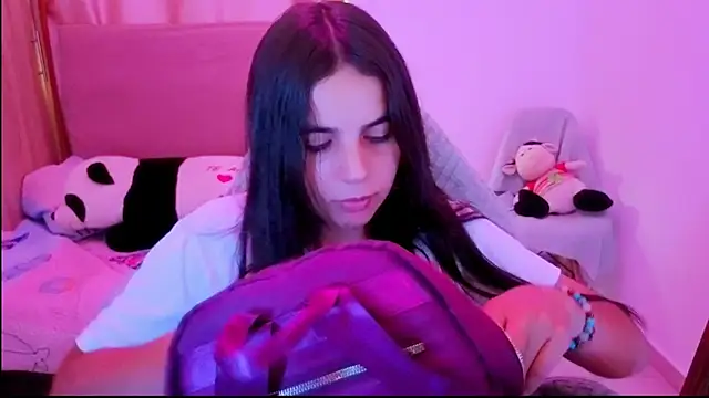  elenna online show from May 2026 06:36:02 PM