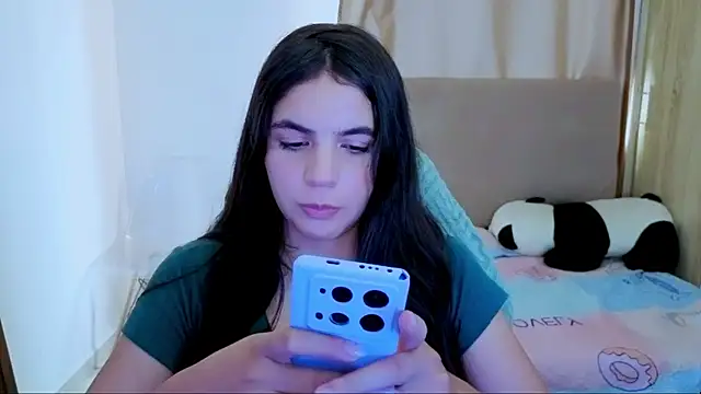 Snapshot of _elenna chatting on July 2026 06:41:02 PM elenna online show from July 2026 06:41:02 PM