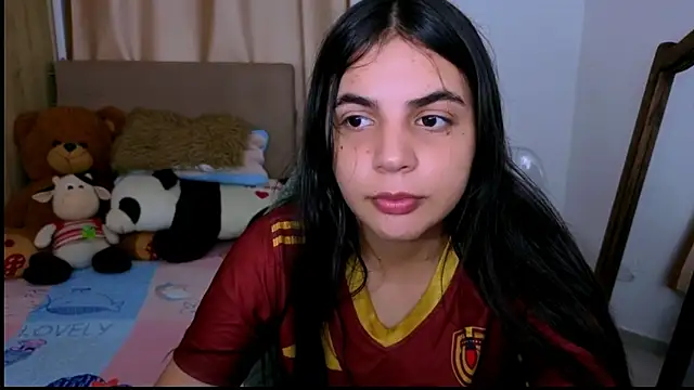  elenna online show from November 2025 05:13:02 PM