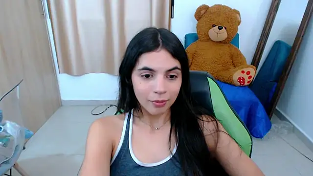  elenna online show from February 2025 11:45:01 PM