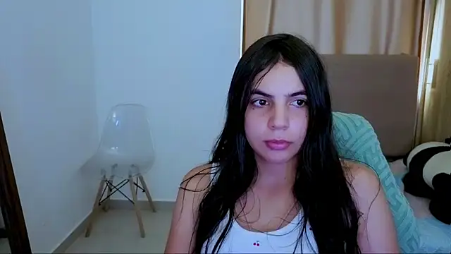 Snapshot of _elenna chatting on July 2026 05:34:02 PM elenna online show from July 2026 05:34:02 PM
