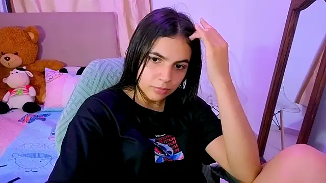  elenna online show from February 2026 06:17:01 PM