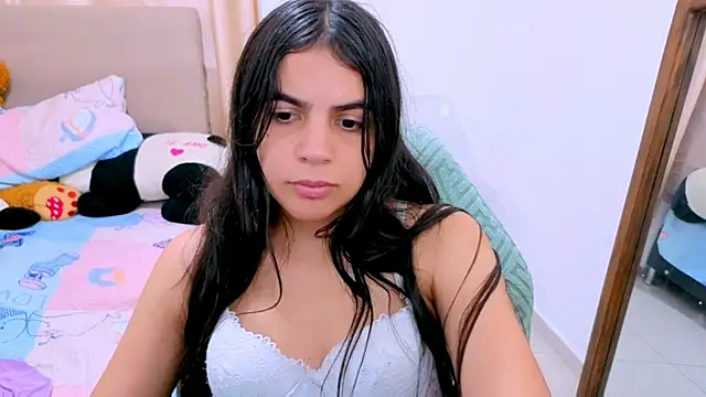  elenna online show from February 2026 06:05:01 PM