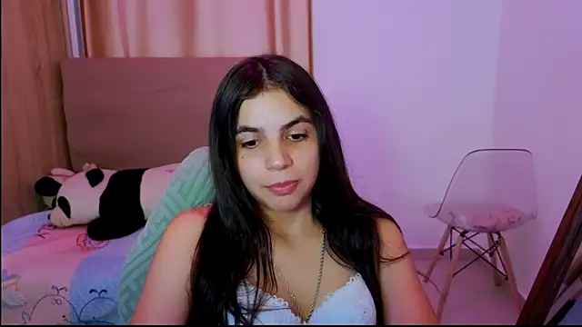  elenna online show from April 2026 06:15:01 PM