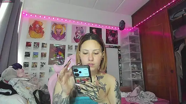 Jessie williams online show from December 2025 04:51:01 PM