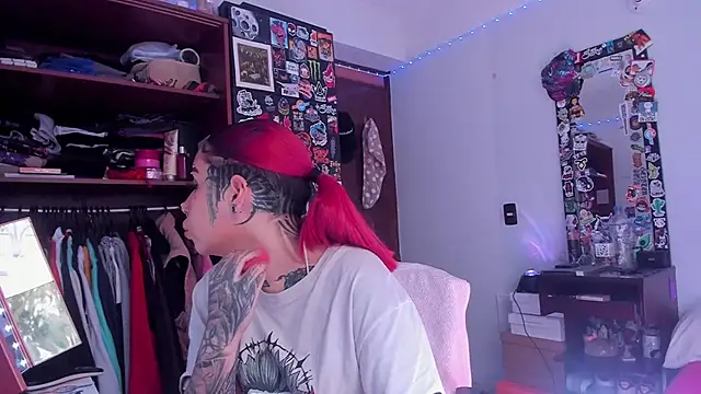 Snapshot of Jessie_williams chatting on January 2025 07:32:02 PM Jessie williams online show from January 2025 07:32:02 PM