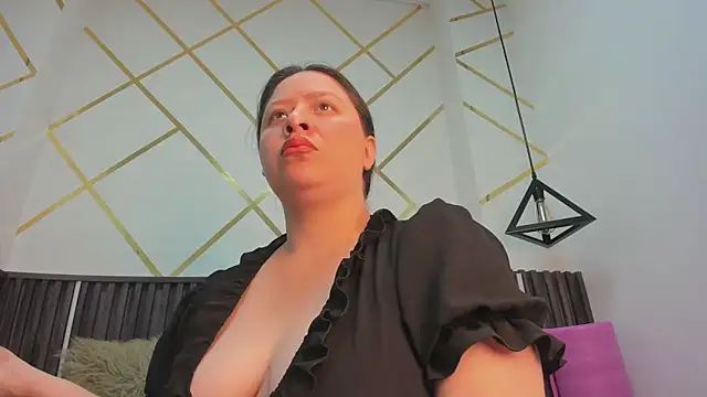  rebecca1 online show from February 2026 12:43:01 AM