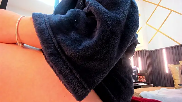  rebecca1 online show from November 2025 03:26:01 PM