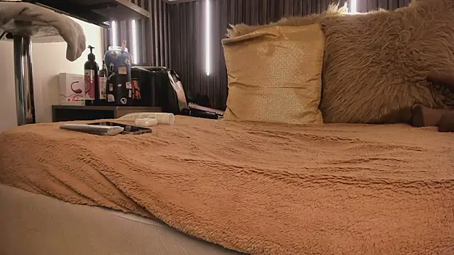  rebecca1 online show from April 2026 01:29:01 AM