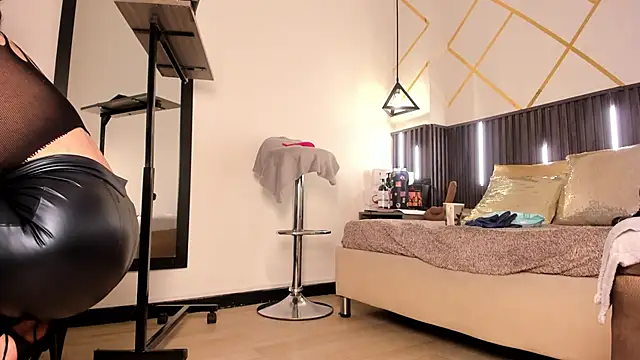  rebecca1 online show from October 2025 04:24:02 AM