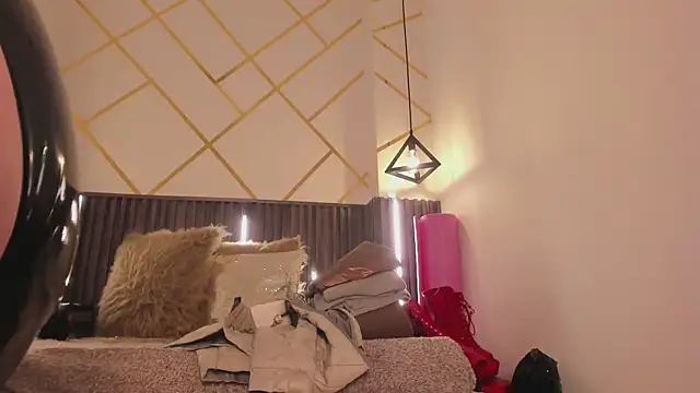  rebecca1 online show from February 2026 01:00:01 PM