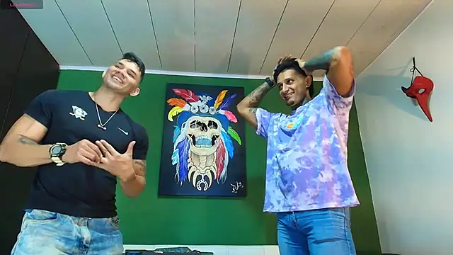 Snapshot of GendersonFit chatting on September 2025 09:21:01 PM GendersonFit online show from September 2025 09:21:01 PM