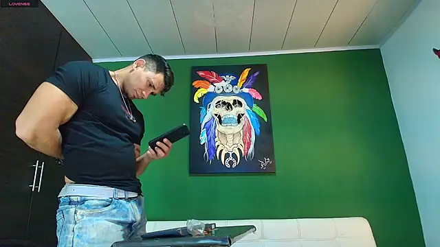 Snapshot of GendersonFit chatting on October 2025 09:37:01 PM GendersonFit online show from October 2025 09:37:01 PM