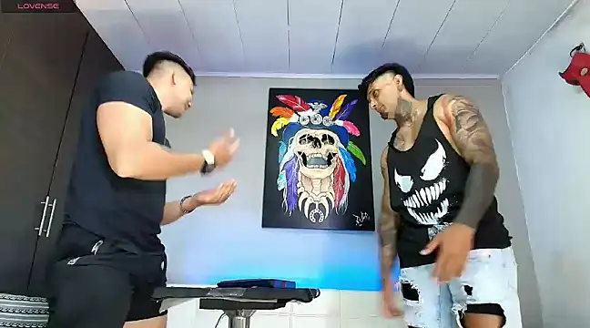 Snapshot of GendersonFit chatting on January 2025 02:21:01 PM GendersonFit online show from January 2025 02:21:01 PM