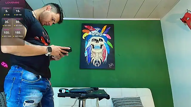 Snapshot of GendersonFit chatting on October 2025 09:47:01 PM GendersonFit online show from October 2025 09:47:01 PM