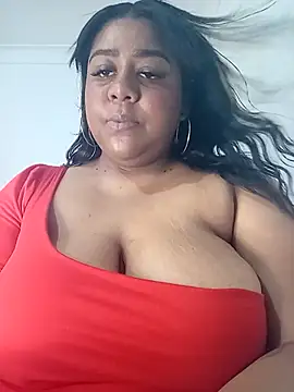 Snapshot of BiancaFollerach chatting on September 2025 12:37:01 PM BiancaFollerach online show from September 2025 12:37:01 PM