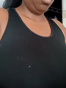 laqquishax online show from October 2025 04:06:02 PM