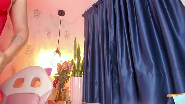 perla7777 online show from May 2026 10:57:01 PM