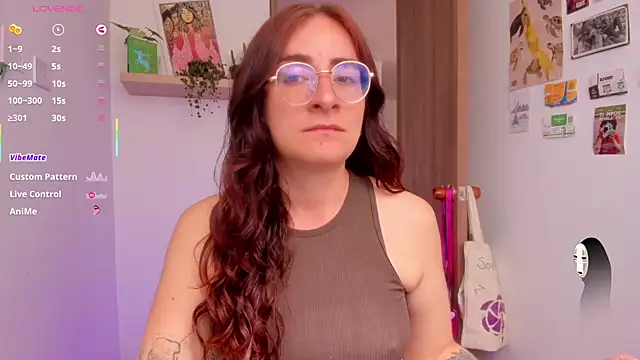 Snapshot of linda_giggle chatting on June 2026 02:44:01 PM linda giggle online show from June 2026 02:44:01 PM