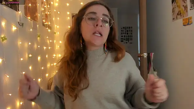 linda giggle online show from October 2025 12:22:01 AM