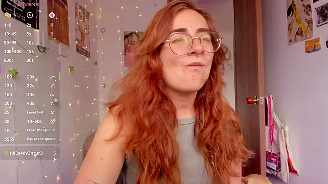 linda giggle online show from October 2025 03:24:01 PM