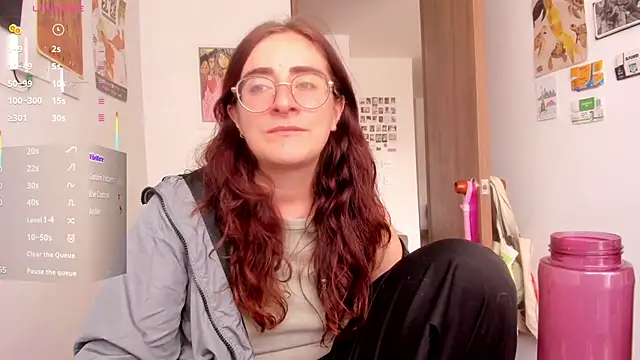 linda giggle online show from March 2026 03:49:01 PM