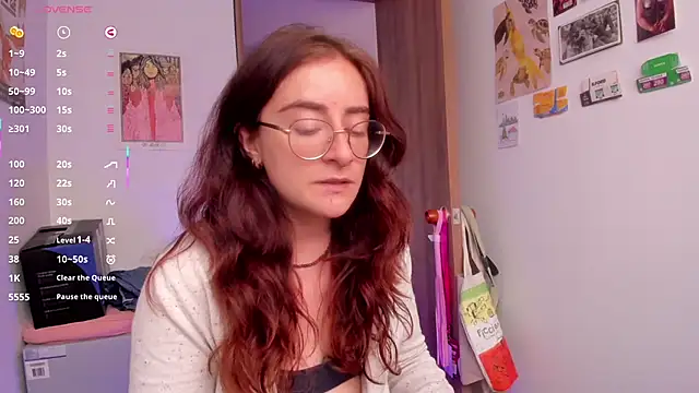 linda giggle online show from March 2026 02:57:02 PM