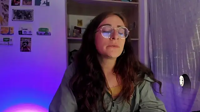 Snapshot of linda_giggle chatting on July 2026 12:33:01 AM linda giggle online show from July 2026 12:33:01 AM