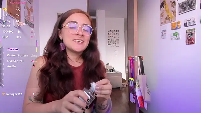 linda giggle online show from April 2026 09:18:02 PM