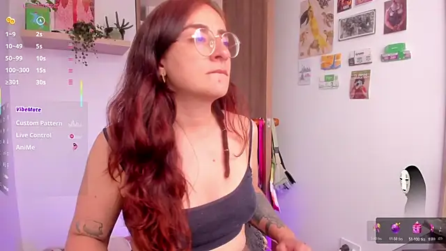 Snapshot of linda_giggle chatting on June 2026 05:45:01 PM linda giggle online show from June 2026 05:45:01 PM