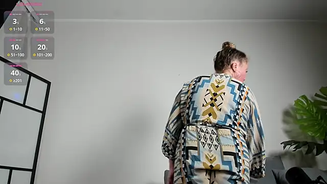 Snapshot of Amber_Foks chatting on October 2025 06:23:01 AM Amber Foks online show from October 2025 06:23:01 AM