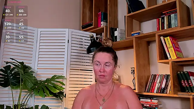 Amber Foks online show from February 2026 10:05:02 AM