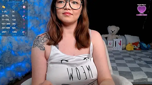 Snapshot of mary_lunar chatting on February 2026 07:12:01 PM mary lunar online show from February 2026 07:12:01 PM