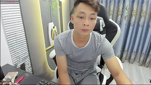 Snapshot of Naughty--asian chatting on July 2026 01:08:02 PM Naughty--asian online show from July 2026 01:08:02 PM