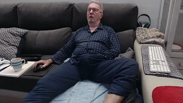 Nudelschwanz online show from February 2026 06:24:02 AM