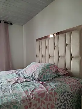  kathaLopez  online show from December 2025 06:31:02 PM