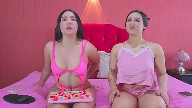 Isa And Natasha online show from October 2025 01:32:02 PM