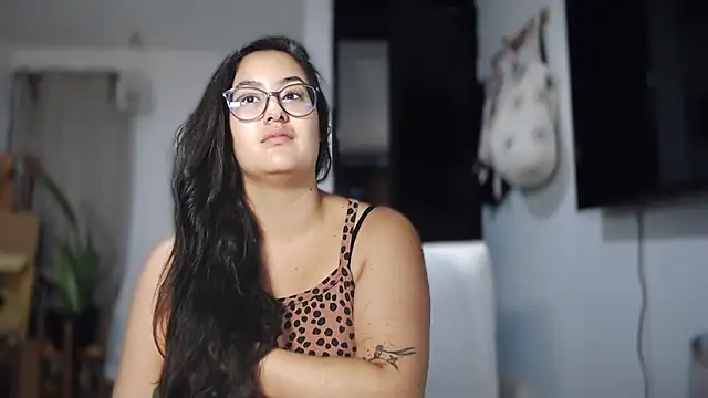 Snapshot of ZabathMiller chatting on November 2025 02:04:02 AM ZabathMiller online show from November 2025 02:04:02 AM