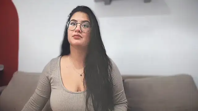 Snapshot of ZabathMiller chatting on February 2025 06:40:02 AM ZabathMiller online show from February 2025 06:40:02 AM