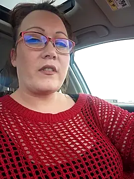 Snapshot of BBWQUEENBEEE chatting on March 2025 11:32:02 PM BBWQUEENBEEE online show from March 2025 11:32:02 PM