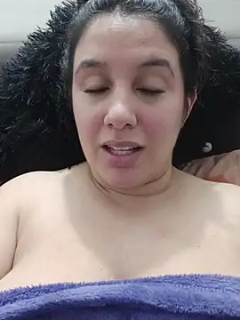 Deina bunny online show from November 2025 11:41:01 PM