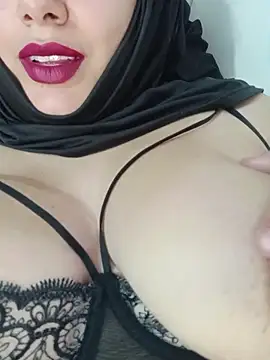 Snapshot of Deina_bunny chatting on June 2026 03:07:01 AM Deina bunny online show from June 2026 03:07:01 AM