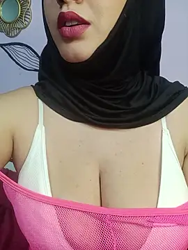Snapshot of Deina_bunny chatting on August 2026 11:58:01 PM Deina bunny online show from August 2026 11:58:01 PM