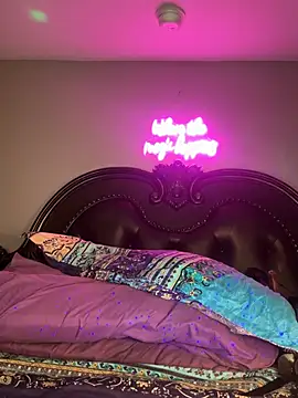 ThickAssRena online show from July 2026 07:07:01 AM