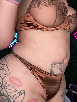 ThickAssRena online show from March 2026 09:17:01 AM