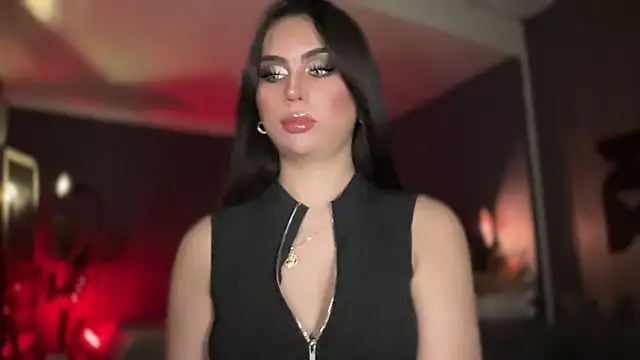Snapshot of Mistress_supreme chatting on September 2025 02:15:01 AM Mistress supreme online show from September 2025 02:15:01 AM