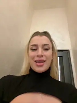 Snapshot of SinwithAmy chatting on December 2024 07:50:02 PM SinwithAmy online show from December 2024 07:50:02 PM