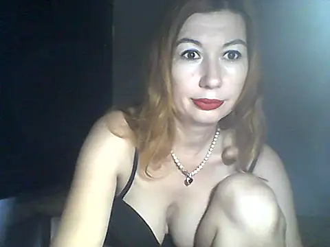 Olesja online show from November 2025 07:39:01 PM