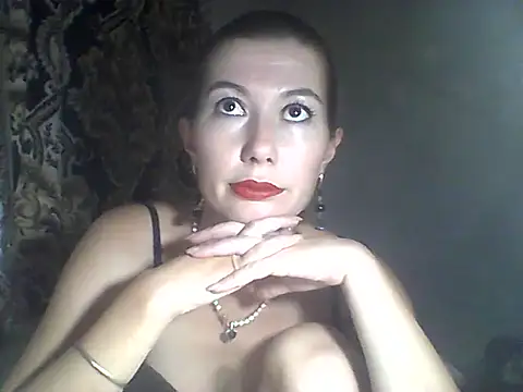 Olesja online show from October 2025 06:42:02 PM